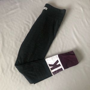 PINK Victoria’s Secret Leggings